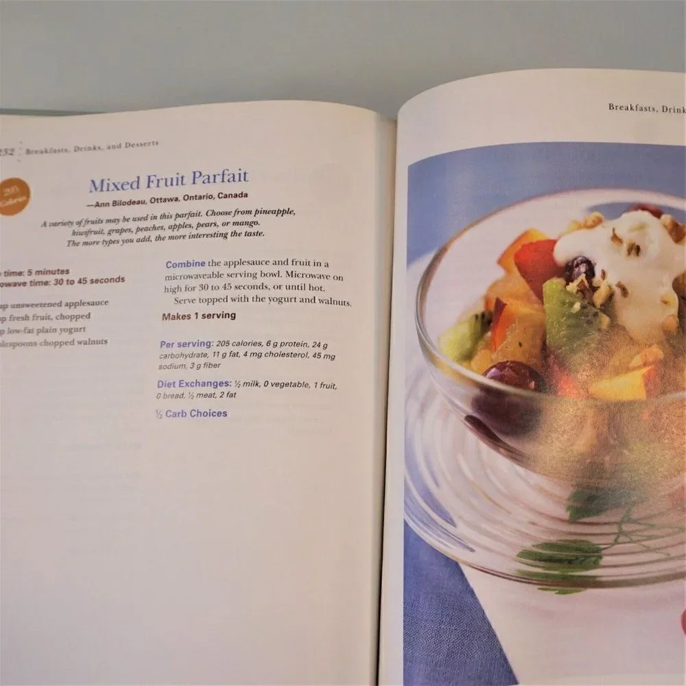 Eat Up Slim Down 150 Delicious Recipes For Weight Loss 2008 HC Annual Recipes